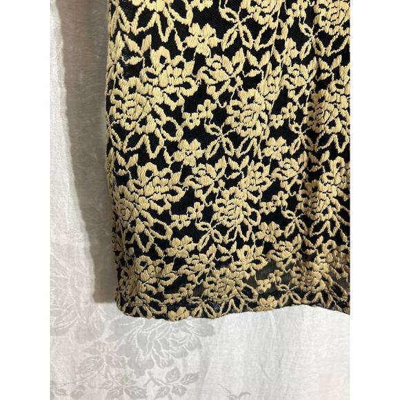 Catherines Top 4X Tan Floral Sheer Black Lined Short Sleeve - Picture 2 of 11